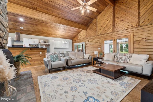 10904 MANLEY RD, Nokesville, VA 20181