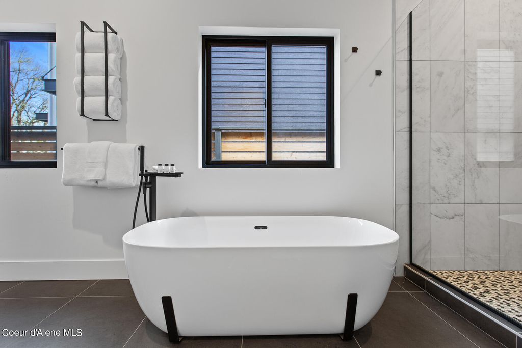 301 S 17TH ST, Coeur d'Alene, ID 83814 photo 18