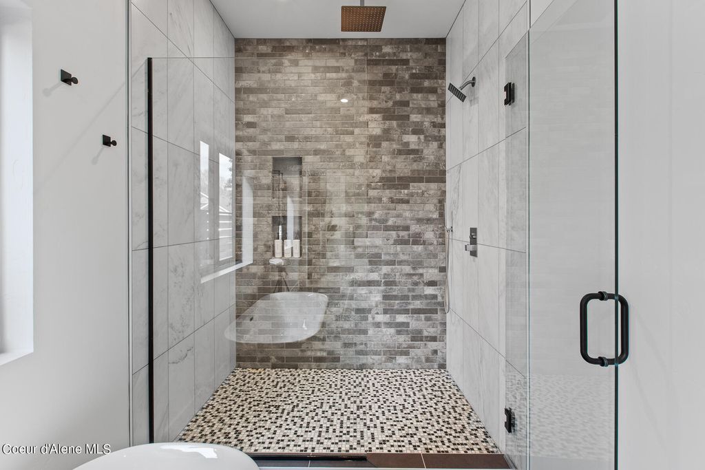 301 S 17TH ST, Coeur d'Alene, ID 83814 photo 19
