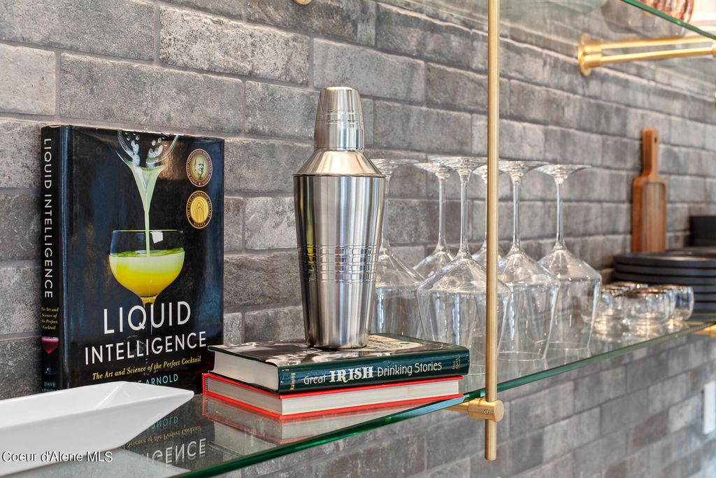 301 S 17TH ST, Coeur d'Alene, ID 83814 photo 8