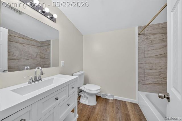 16170 S Huron River Drive, Romulus, MI 48174