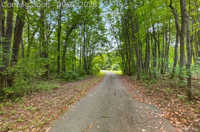 16170 S Huron River Drive, Romulus, MI 48174