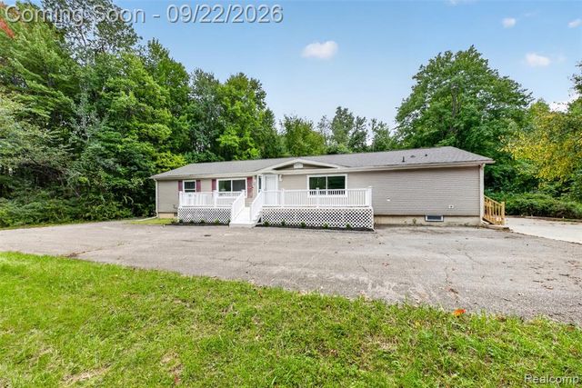 16170 S Huron River Drive, Romulus, MI 48174