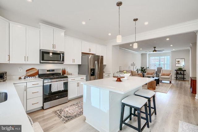 1823 IRIS LN, Hanover, MD 21076