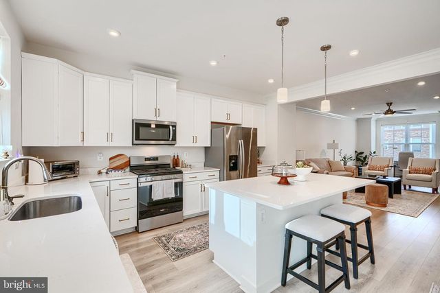 1823 IRIS LN, Hanover, MD 21076