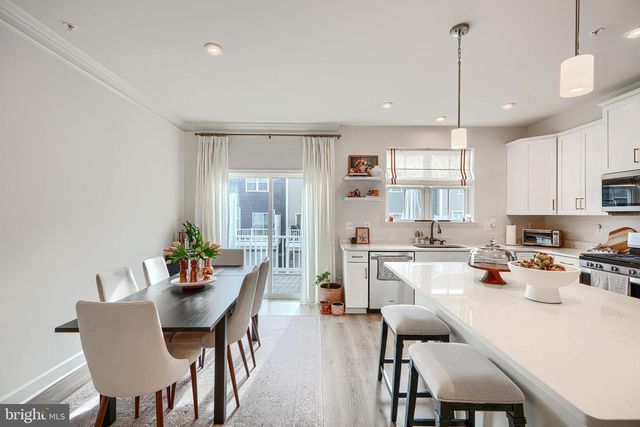 1823 IRIS LN, Hanover, MD 21076