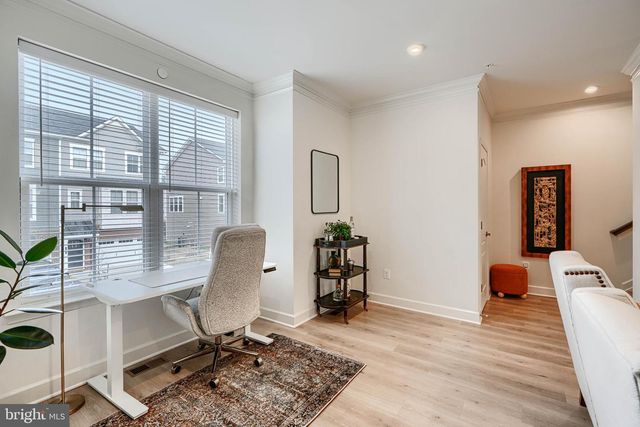 1823 IRIS LN, Hanover, MD 21076