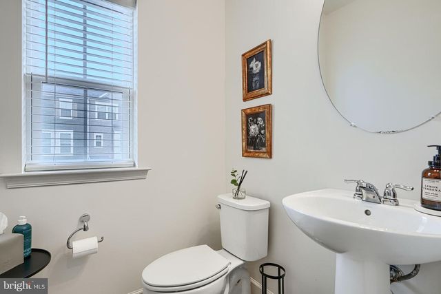 1823 IRIS LN, Hanover, MD 21076