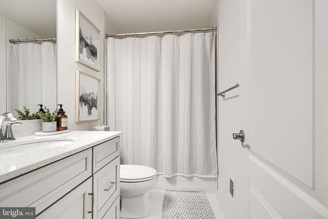 1823 IRIS LN, Hanover, MD 21076