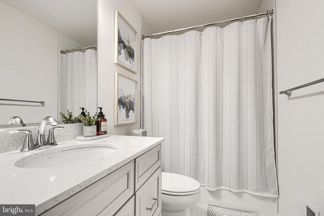 1823 IRIS LN, Hanover, MD 21076