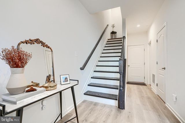 1823 IRIS LN, Hanover, MD 21076