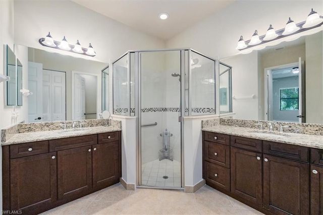 13458 Sumter LN, Naples, FL 34109