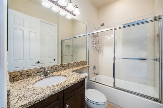 13458 Sumter LN, Naples, FL 34109