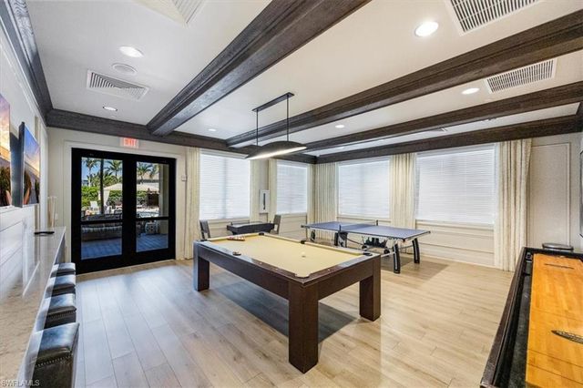 13458 Sumter LN, Naples, FL 34109