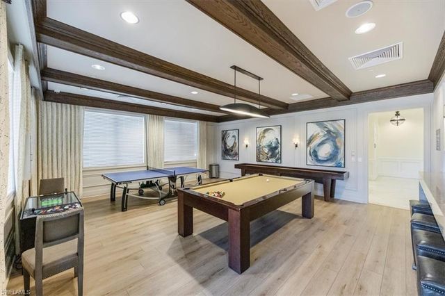 13458 Sumter LN, Naples, FL 34109