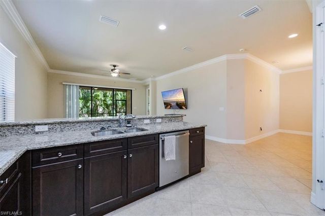 13458 Sumter LN, Naples, FL 34109