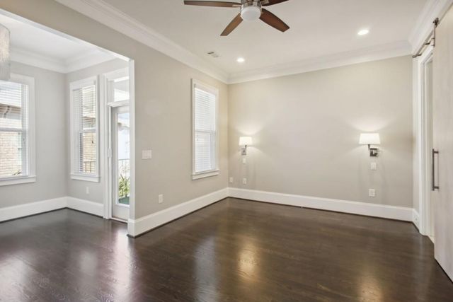 333 Brownstones NE Circle, Atlanta, GA 30312