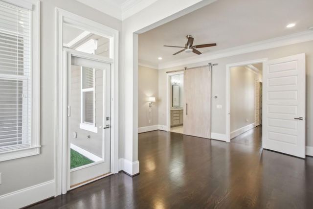 333 Brownstones NE Circle, Atlanta, GA 30312