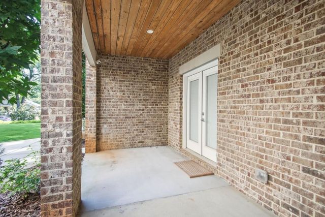 333 Brownstones NE Circle, Atlanta, GA 30312