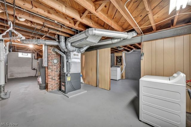 5365 E 131st Street, Garfield Heights, OH 44125