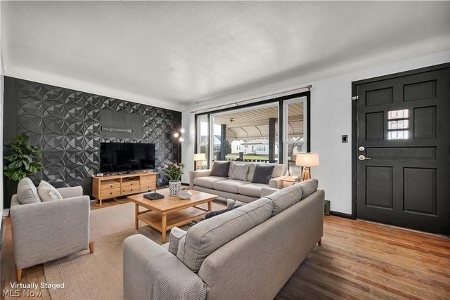 5365 E 131st Street, Garfield Heights, OH 44125