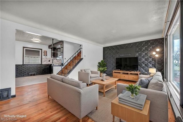 5365 E 131st Street, Garfield Heights, OH 44125