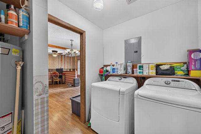 209 W Hunter, Haysville, KS 67060