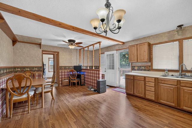 209 W Hunter, Haysville, KS 67060