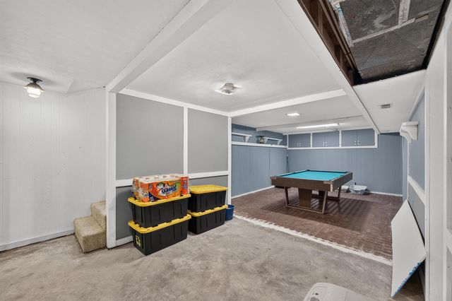 209 W Hunter, Haysville, KS 67060