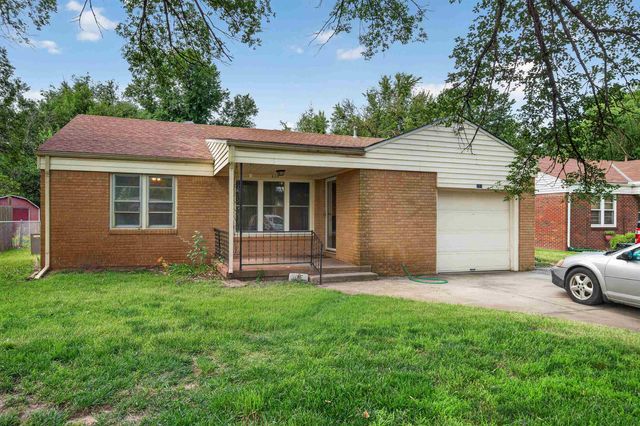 209 W Hunter, Haysville, KS 67060