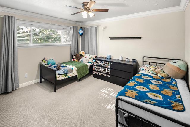 1891 Balboa Dr, Roseville, CA 95661