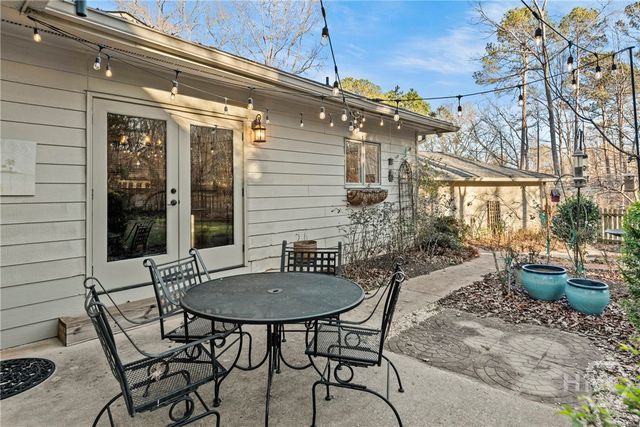 272 Chesterfield Road, Bogart, GA 30622