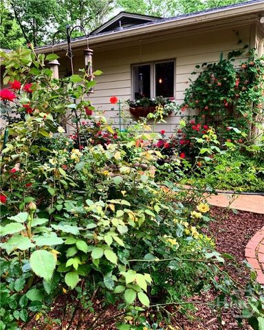 272 Chesterfield Road, Bogart, GA 30622