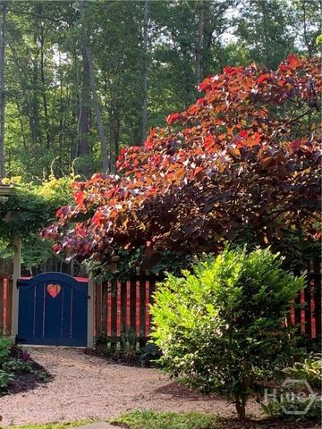 272 Chesterfield Road, Bogart, GA 30622