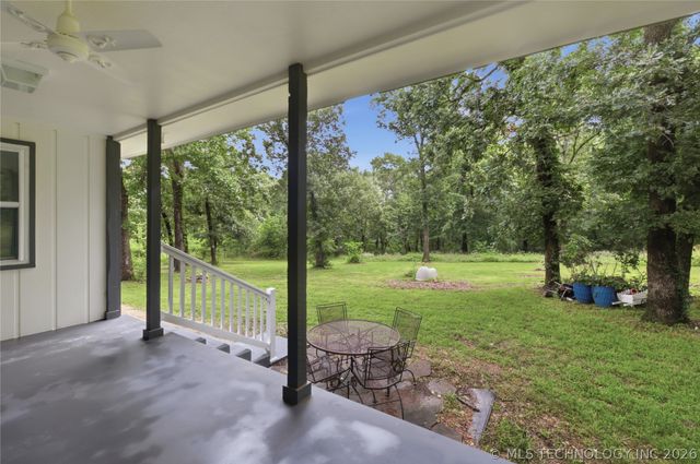 1575 E 565 Road, Locust Grove, OK 74352