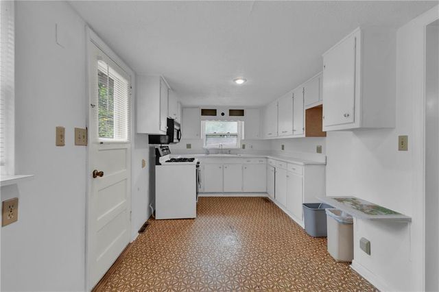 6009 Marion Avenue, Kansas City, MO 64133