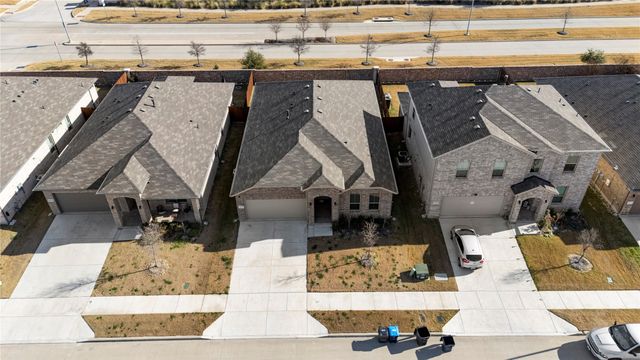 16032 Farringdon Street, Fort Worth, TX 76247