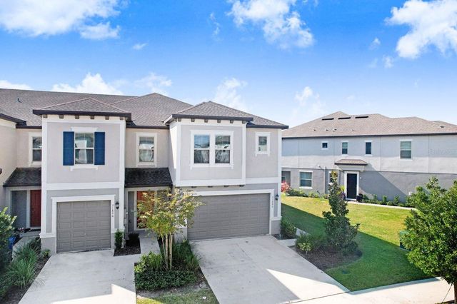 31886 BLUE PASSING LOOP, Wesley Chapel, FL 33545