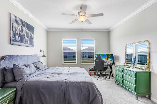 31886 BLUE PASSING LOOP, Wesley Chapel, FL 33545