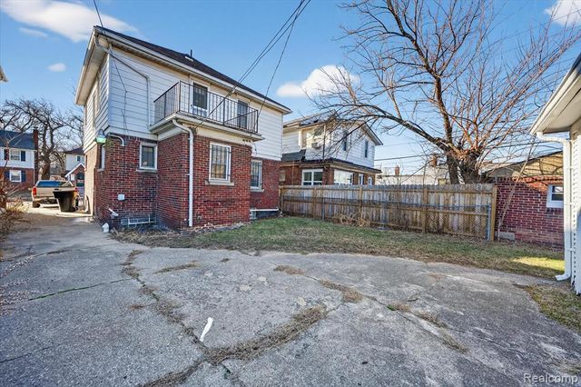 15888 Ohio Street, Detroit, MI 48238