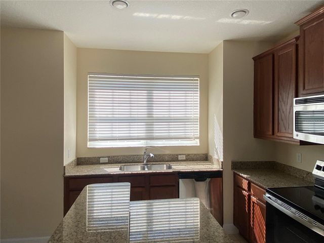 834 CALLISTA CAY LOOP, Tarpon Springs, FL 34689