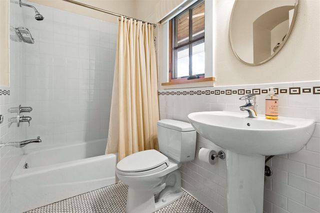 5008 Westview DR, Austin, TX 78731