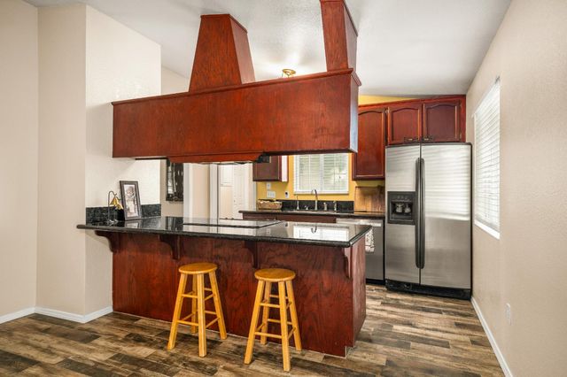 9475 Alta Mesa Rd, Wilton, CA 95693