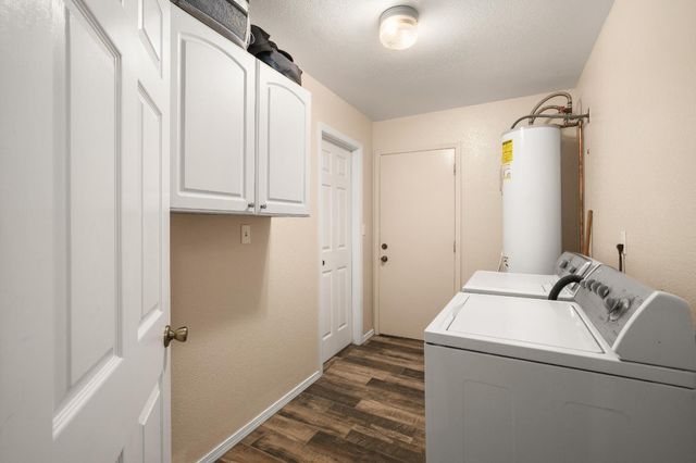 9475 Alta Mesa Rd, Wilton, CA 95693