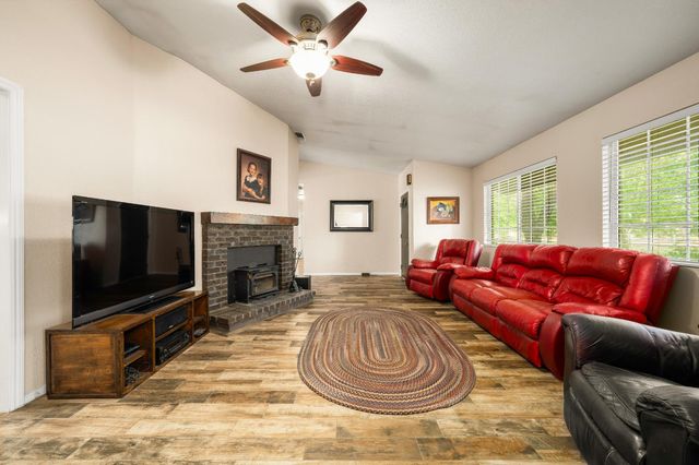 9475 Alta Mesa Rd, Wilton, CA 95693