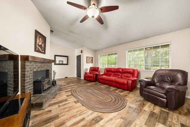 9475 Alta Mesa Rd, Wilton, CA 95693