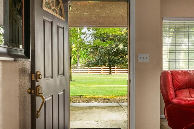 9475 Alta Mesa Rd, Wilton, CA 95693