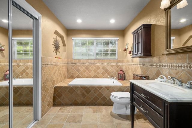 9475 Alta Mesa Rd, Wilton, CA 95693