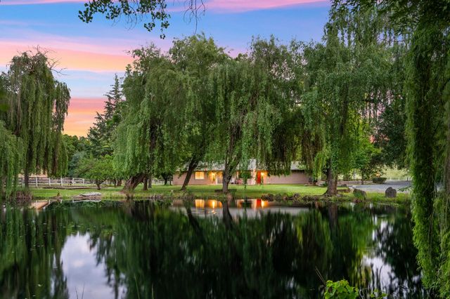 9475 Alta Mesa Rd, Wilton, CA 95693