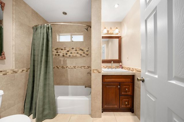 9475 Alta Mesa Rd, Wilton, CA 95693